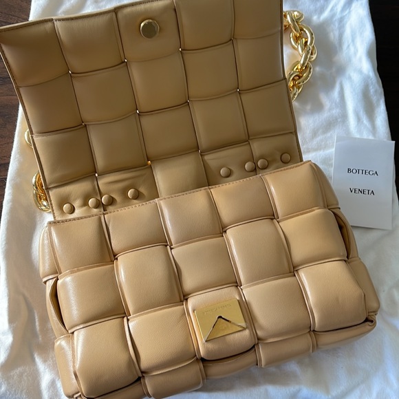 Brand new ! just ready for more space in my closet! - Picture 6 of 6